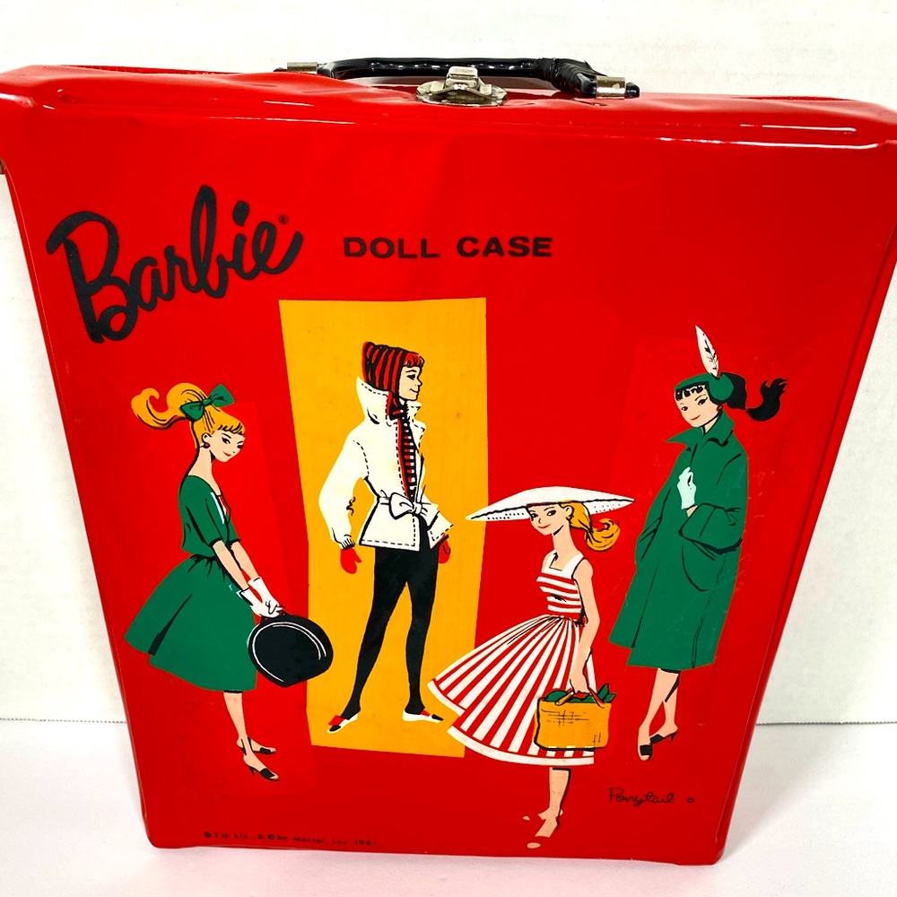 Vintage Barbie case